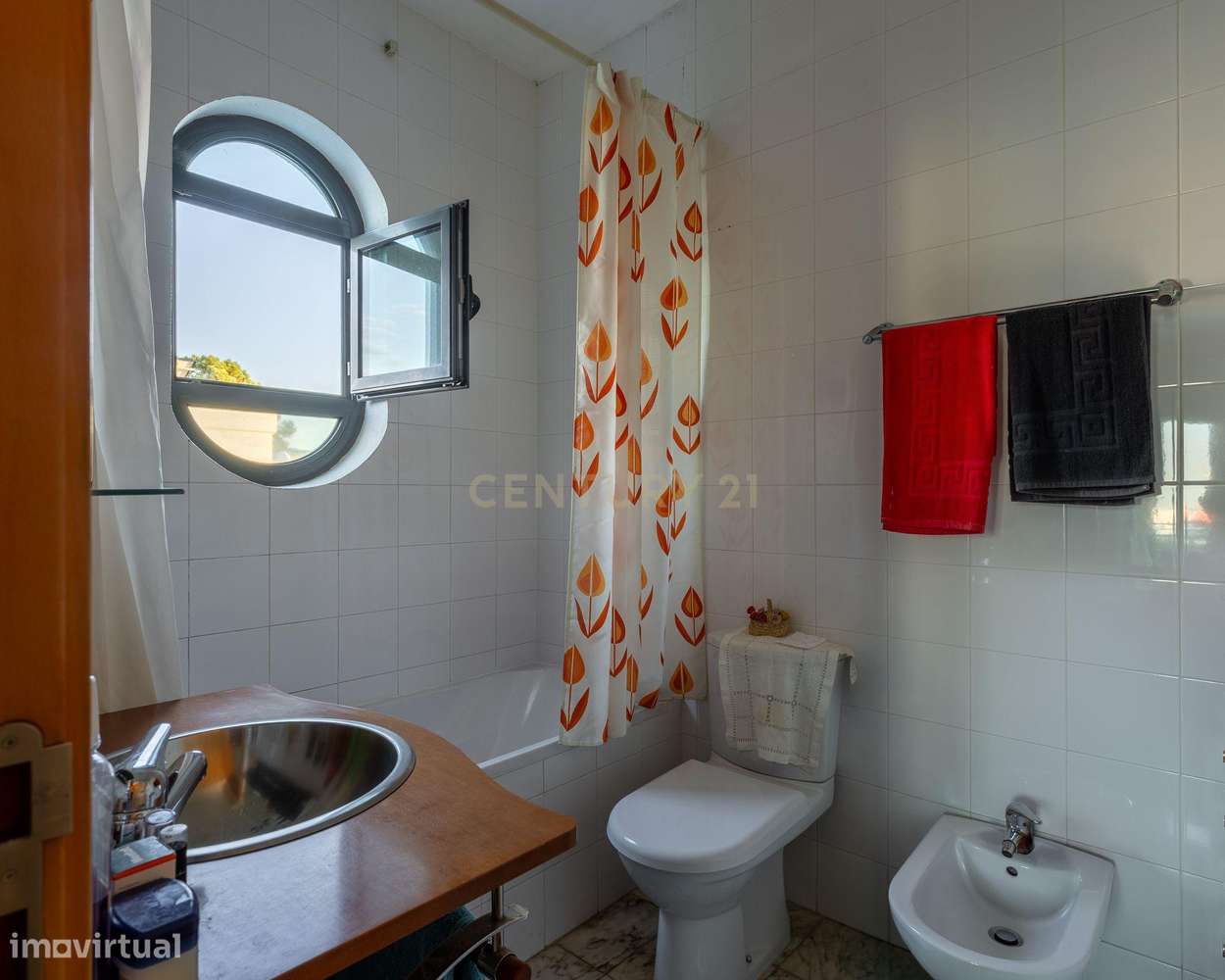 Moradia com Piscina e Jardim - Quinta do Anjo/Palmela-37