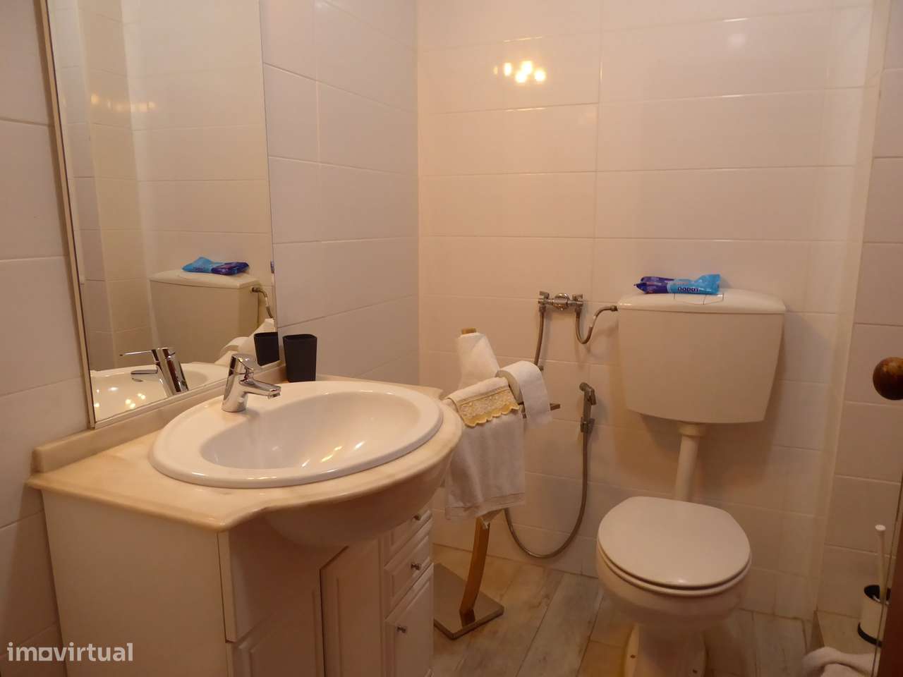 Excelente Apartamento T2 Centro de Queijas - Grande imagem: 4/10