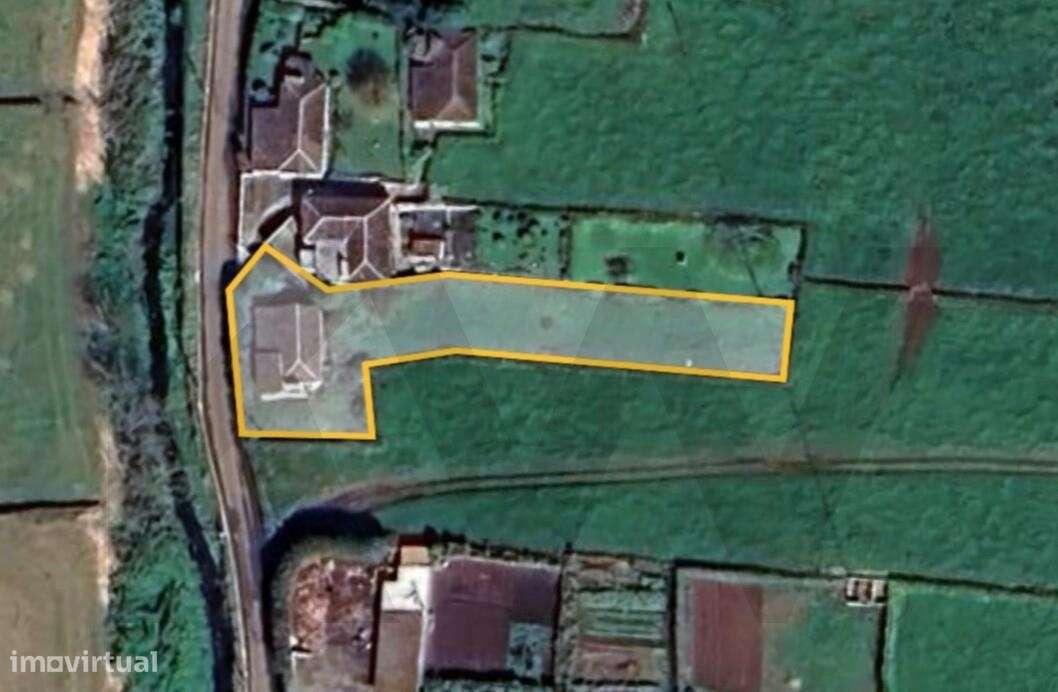 Moradia T2 em Vila Nova-31