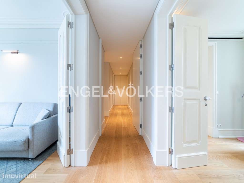 Exclusivo apartamento novo com 5 quartos (4 suites) e 4 lugares de ...-16