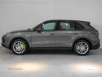 Porsche Cayenne - 2