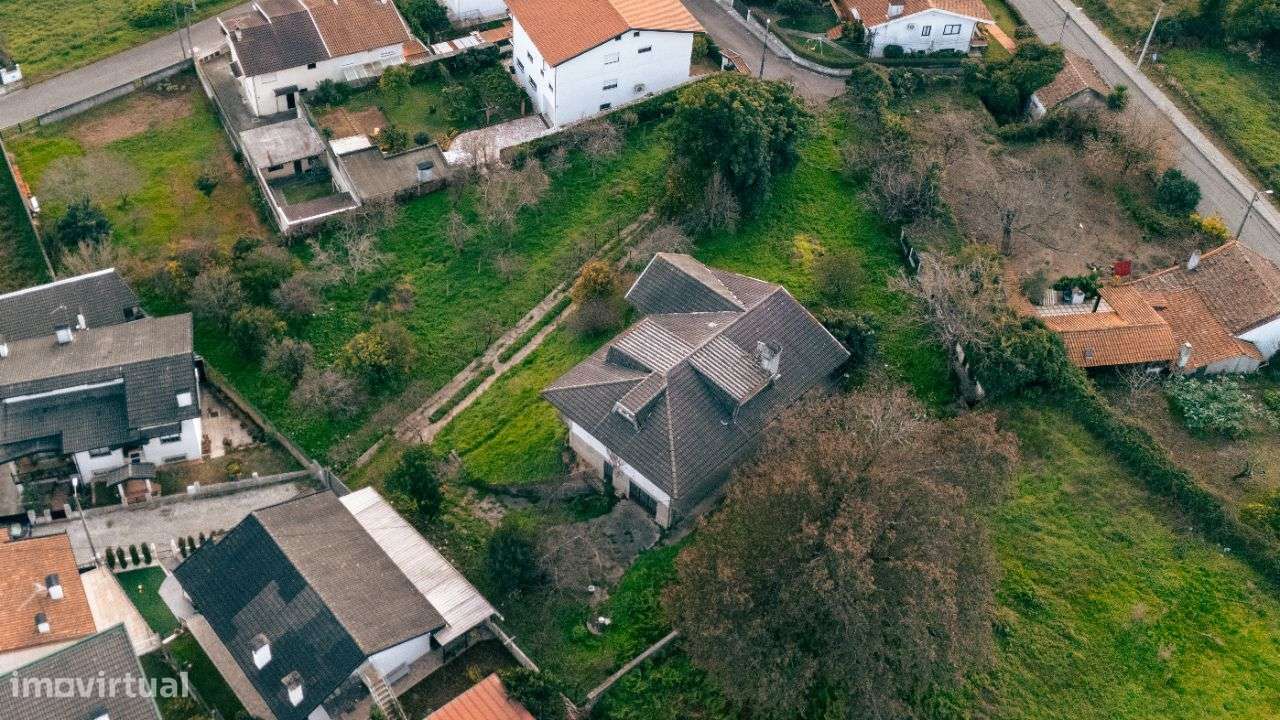 Moradia isolada, Centro de Oliveira de Azemeis-57