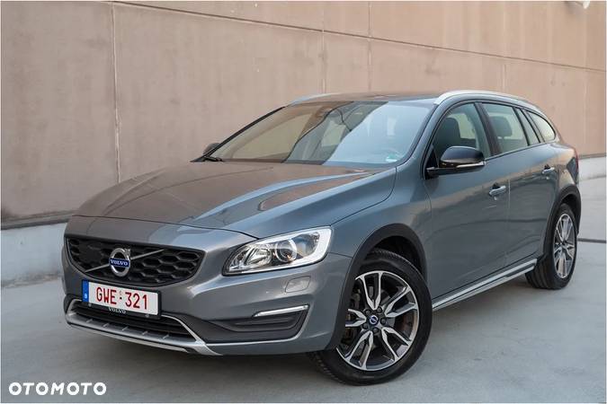 Volvo V60 Cross Country D3 Drive-E Summum - 13