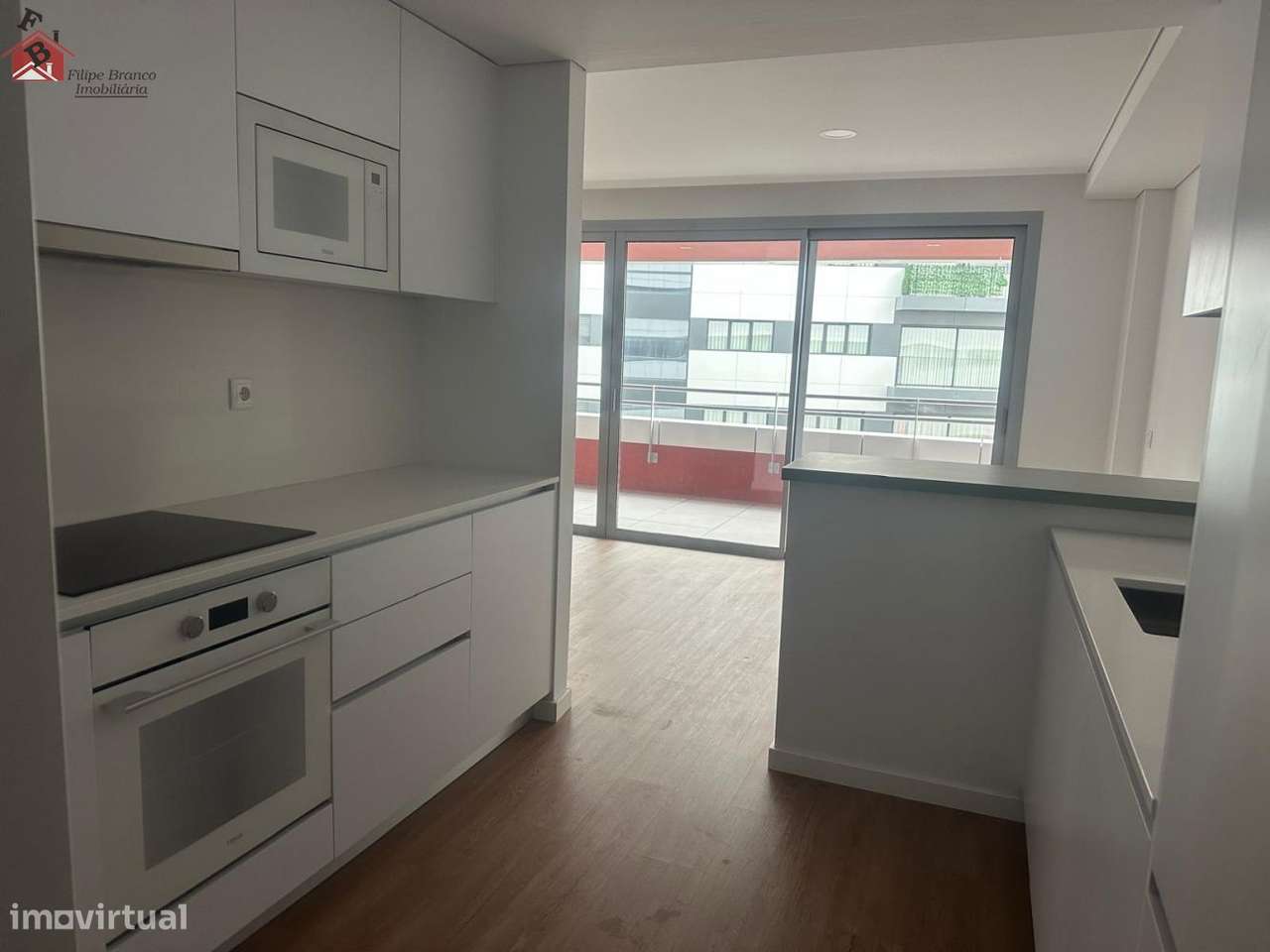 T2+1 NOVO PRONTO HABITAR! VISTA MAR SANTA MARINHA GAIA!-7