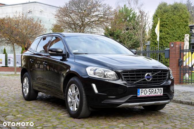 Volvo XC 60 - 4