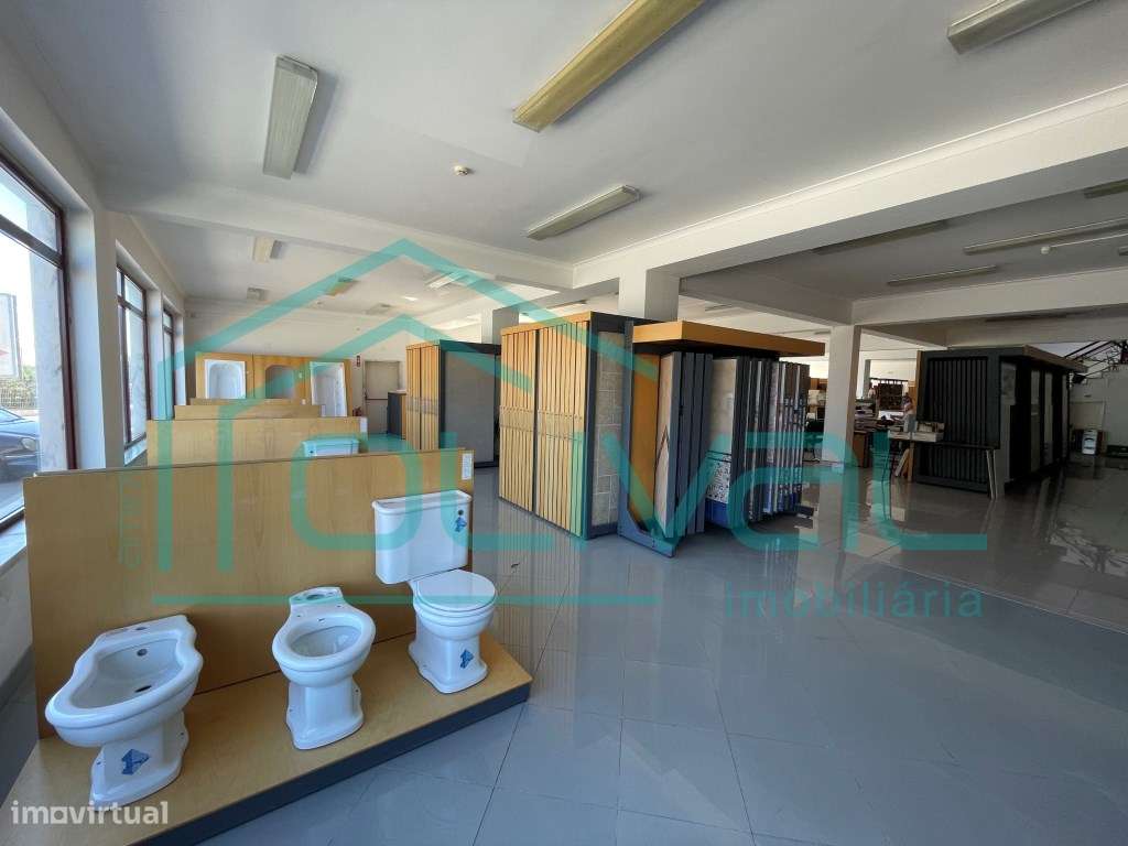 Espaço comercial com armazém - Grande imagem: 4/39