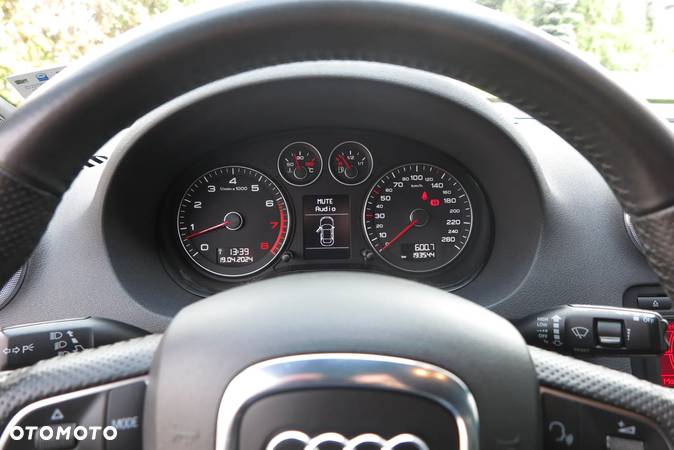 Audi A3 1.6 Sportback S line Sportpaket (plus) - 22