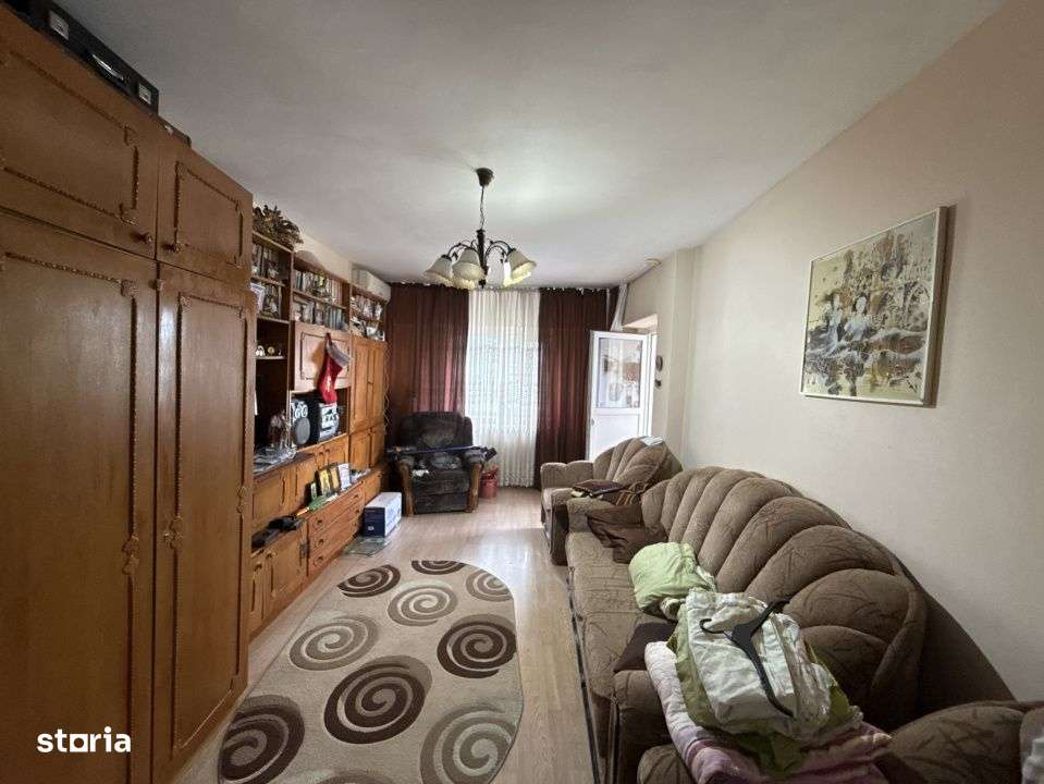 Aviatiei 3 CAM 2/4 vis-a-vis Metrou Aurel Vlaicu - Imagine principală: 3/4