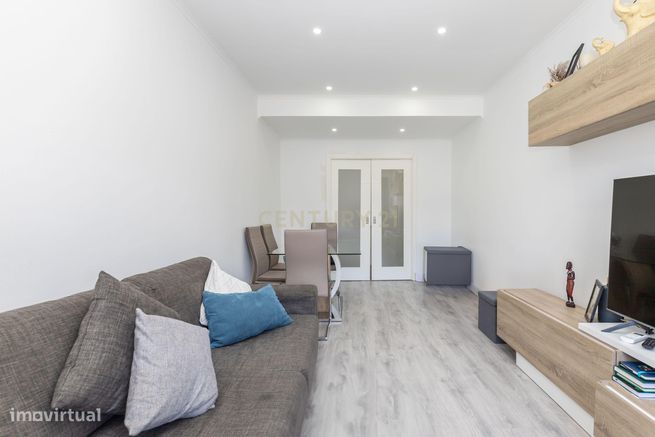 Apartamento T2 no Feijó totalmente remodelado-10