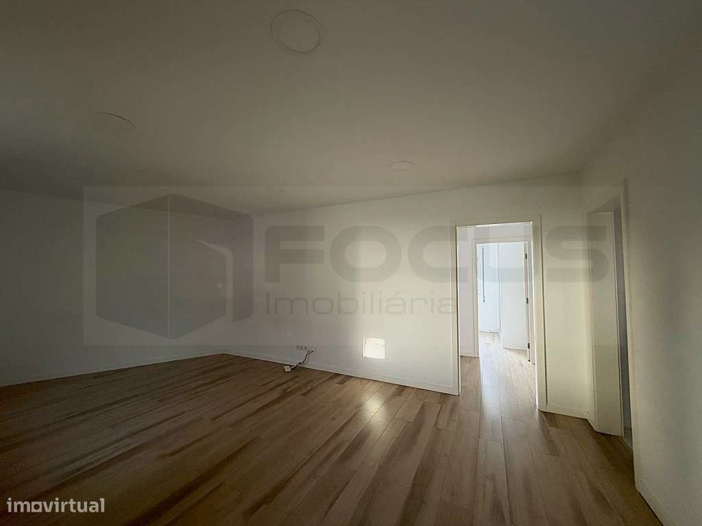 Apartamento T2 renovado com terraço Esgueira - CENTRO-6