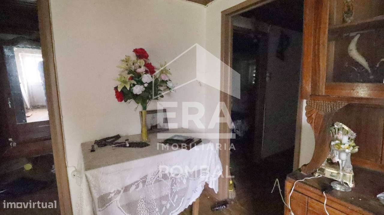 Moradia T4 localizada em Almoster, Alvaiazere-10