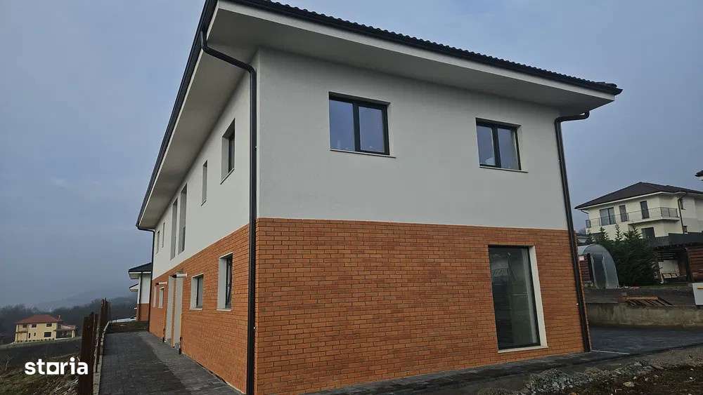 Case tip Duplex, Chinteni, 119mp utili - Imagine principală: 3/8