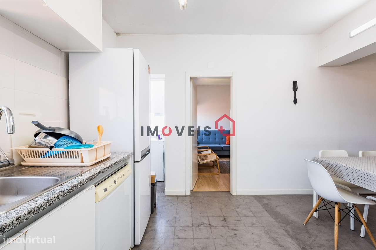 INVESTIMENTO - APARTAMENTO  T5 - Grande imagem: 4/19