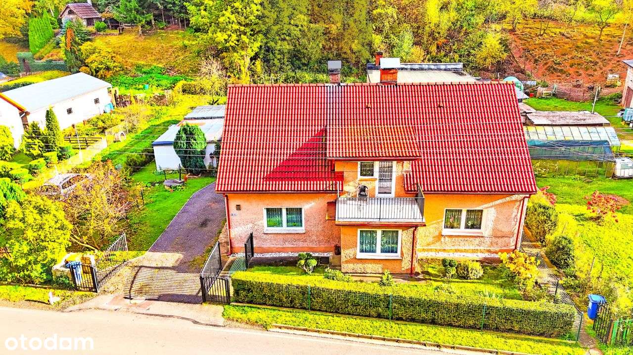 Dom z tarasem-5 pokoi-ogród-dwa garaże murowane-18