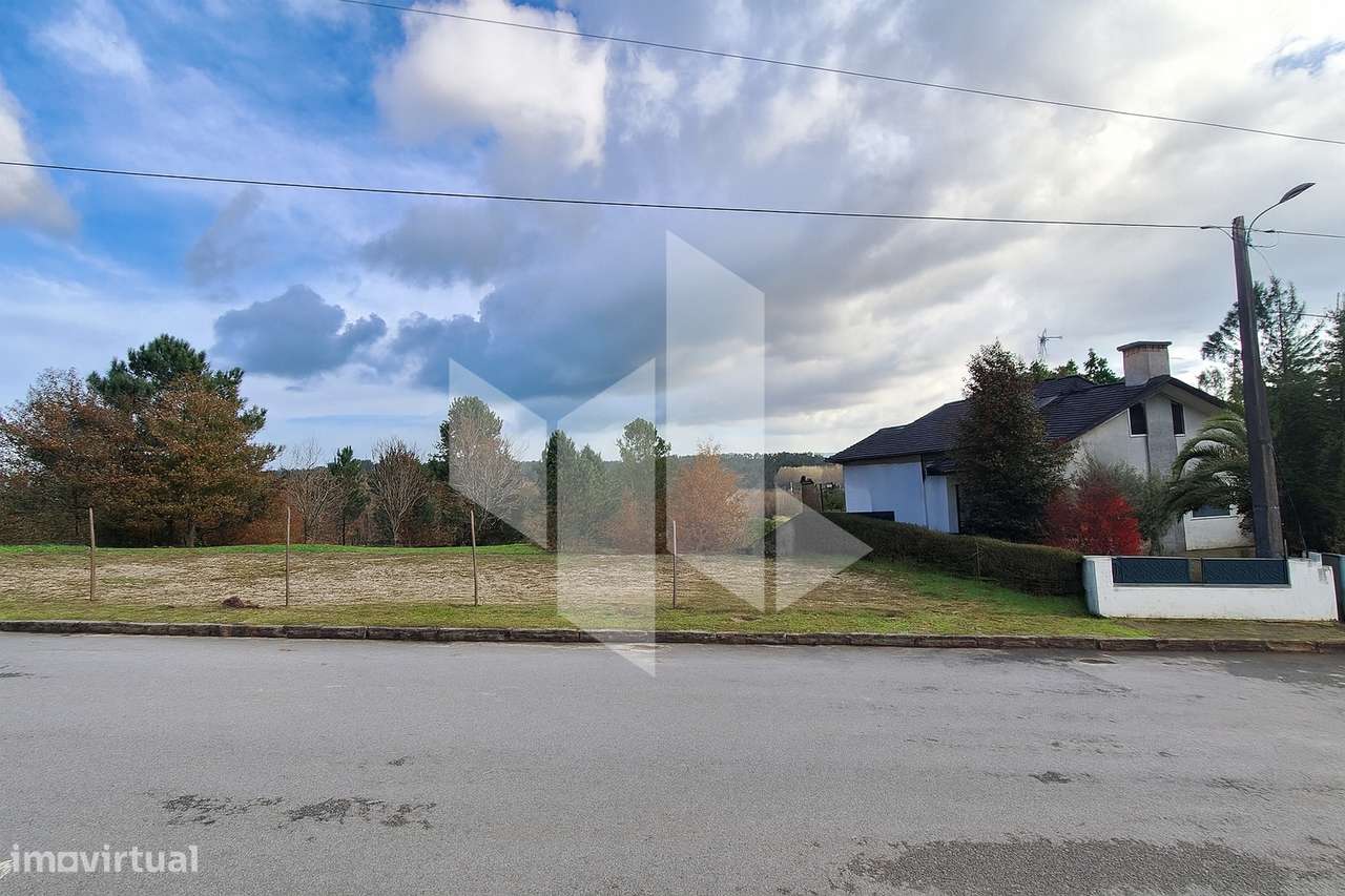 Lote de Terreno  Venda em Santiago de Besteiros,Tondela - Grande imagem: 2/5