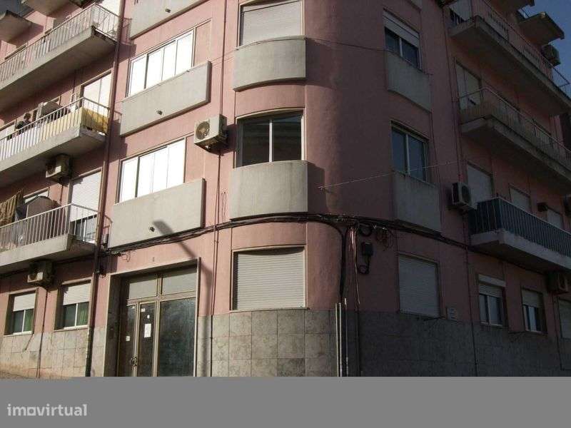 Loures - Apartamento T1 - Grande imagem: 3/12