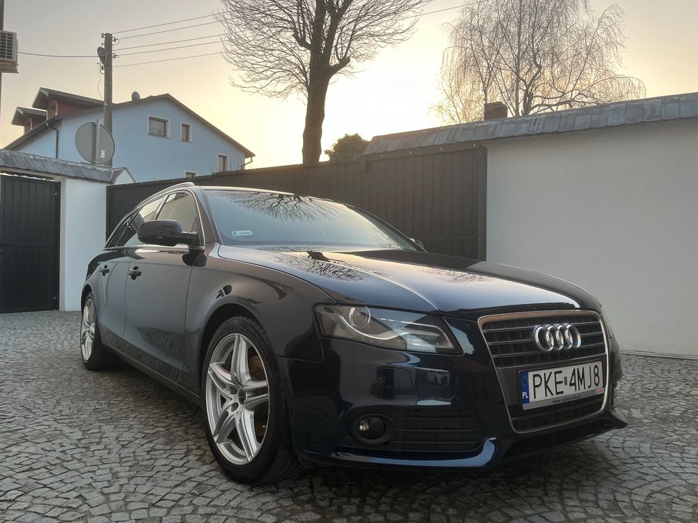 Audi A4 B8 2.0 TDI DPF Ambition 2011