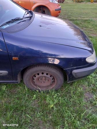 Błotnik lewy przedni Citroen Xsara 99 przedlift zdrowy - 8