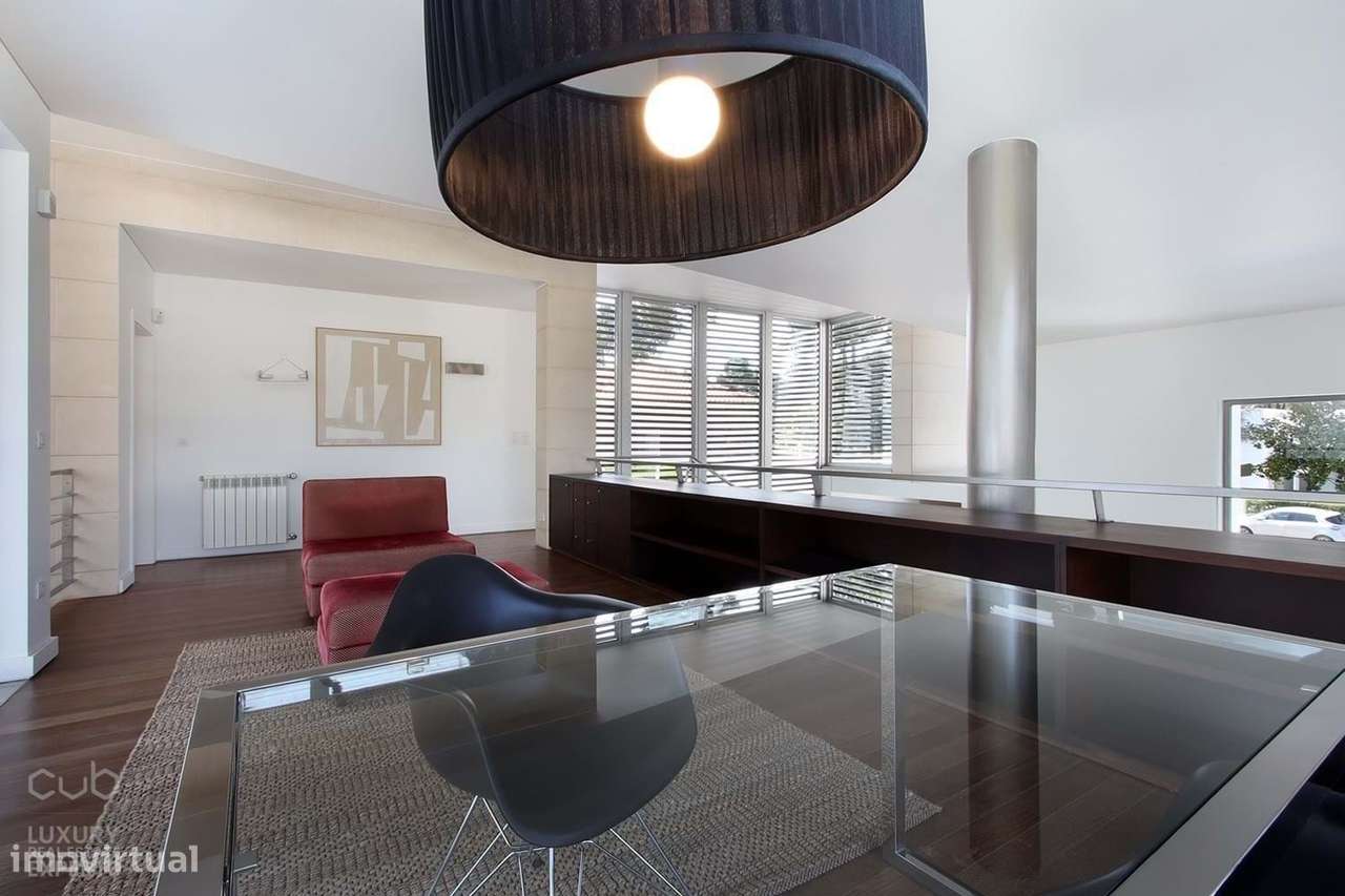 Moradia, 391 m², Charneca de Caparica e Sobreda-16
