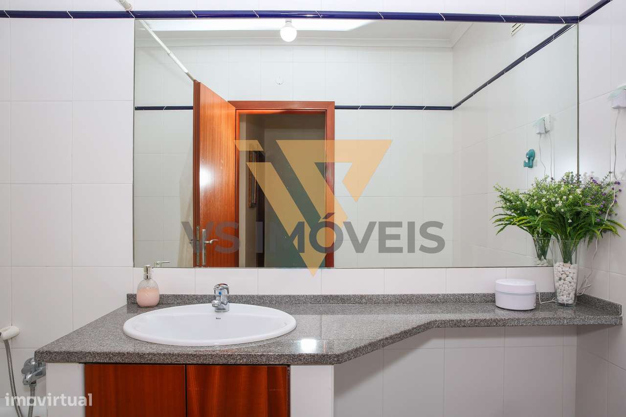 Apartamento T3 no condomínio Horta Dos Vimes em Alenquer-35