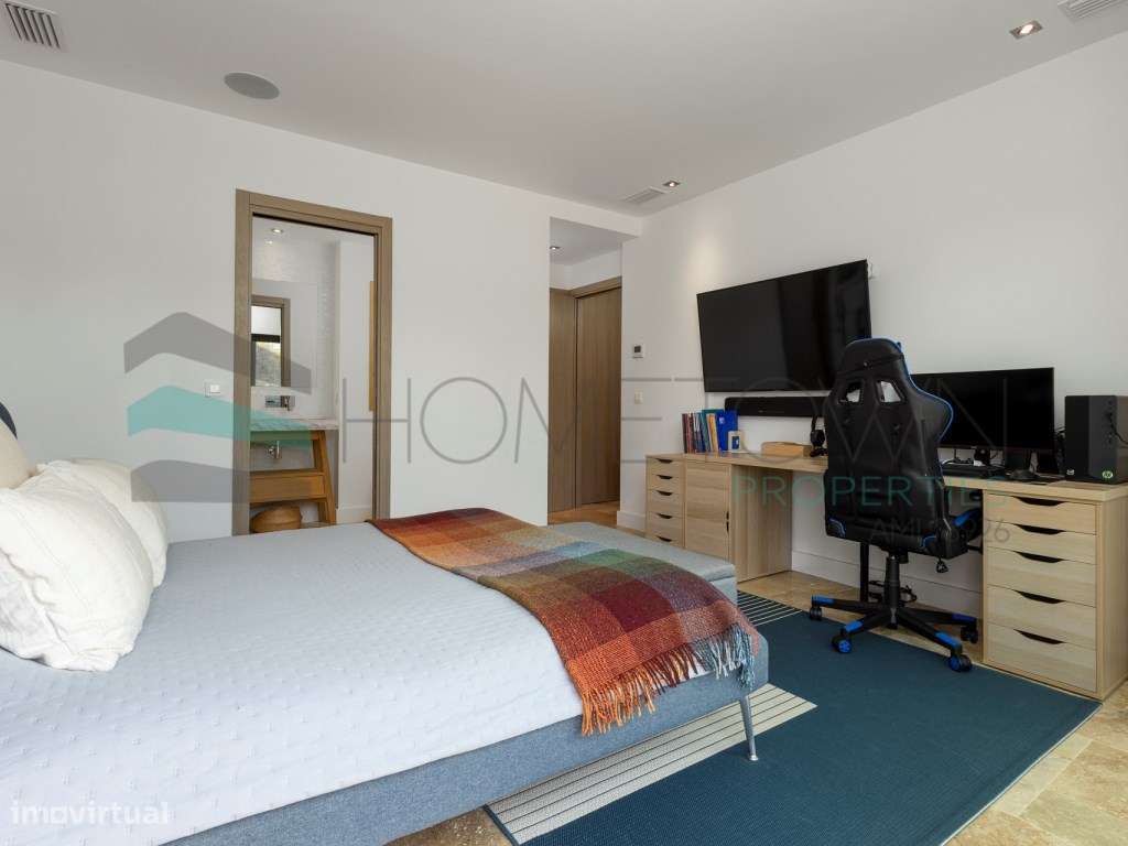 Moradia de Luxo V4 - Primeira Linha da Ria Formosa, Faro-30