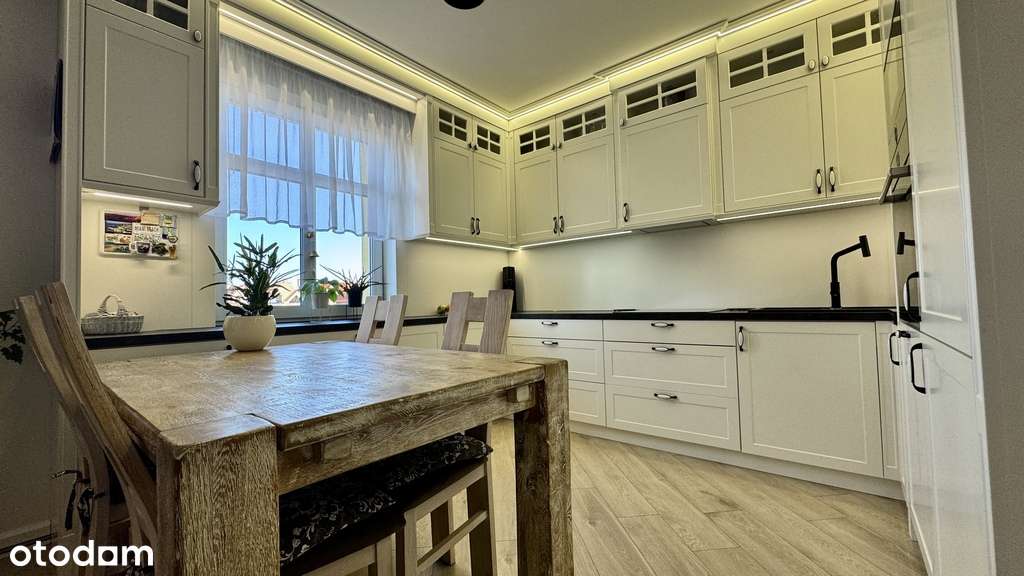 Dwupoziomowe mieszkanie na Starym Mieście - Pełny obrazek: 1/17