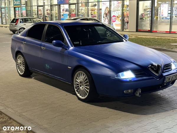 Alfa Romeo 166 2.0 V6 TB - 1