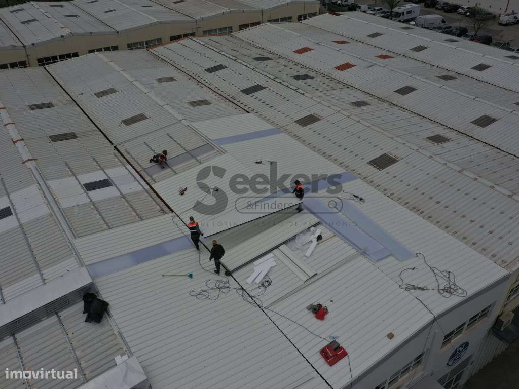 Armazém e escritório na Beloura, Sintra com 360 m2-11