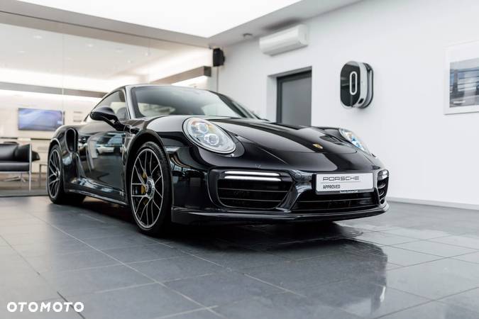 Porsche 911 Turbo S - 6