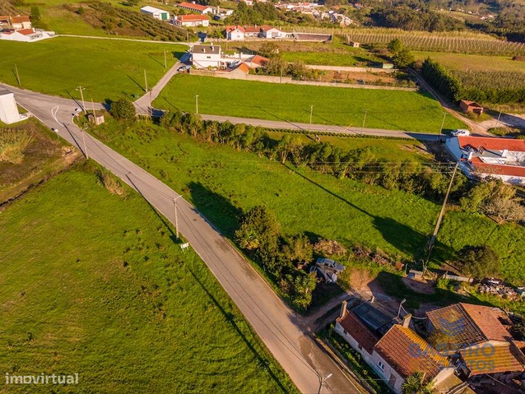 Terreno para construção a 10 minutos de São Martinho do Porto - Grande imagem: 2/23