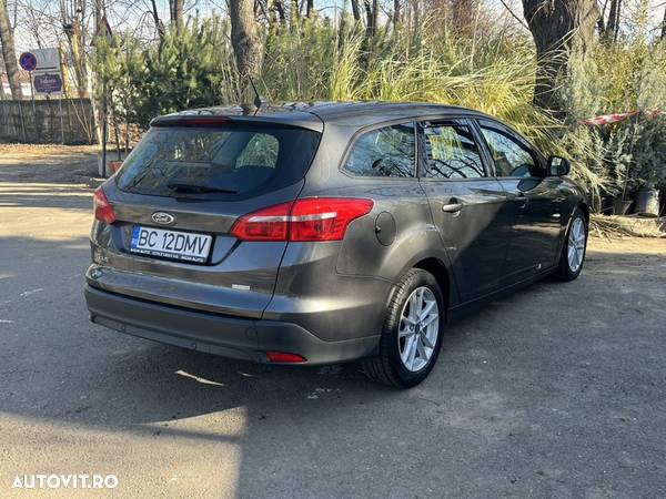 Ford Focus 1.0 EcoBoost Active - 9