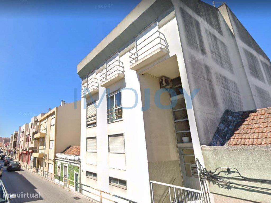 Apartamento T1 na Baixa da Banheira