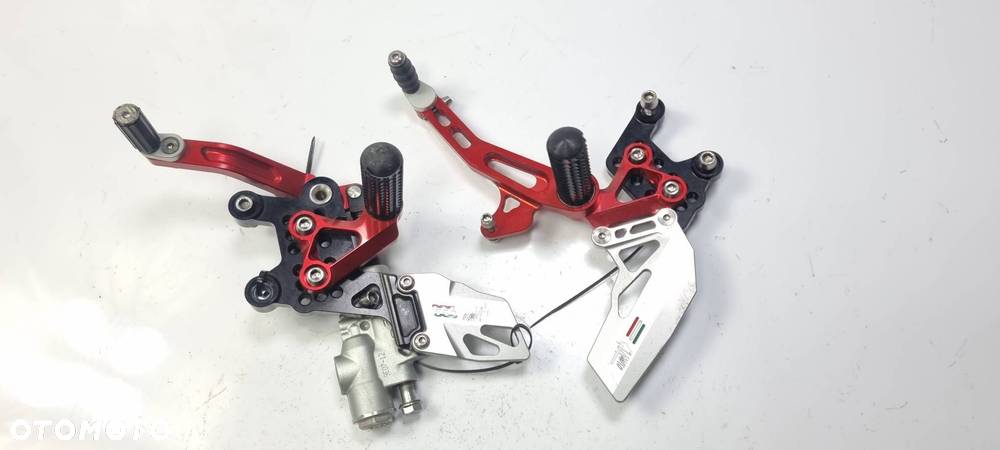 SET APRILIA Tuono V4 1100 Factory  SET GIA MOTO - 5