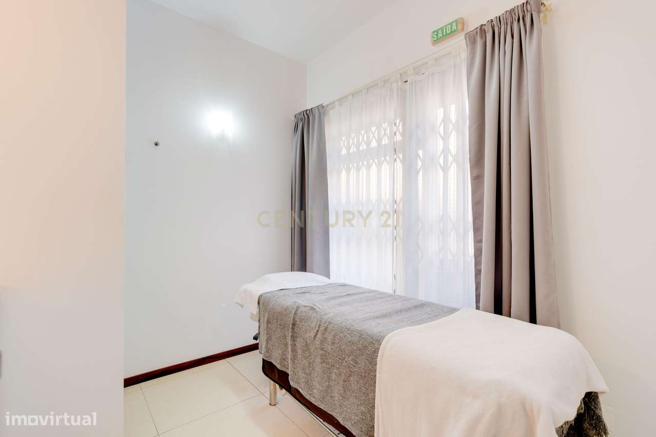 Trespasse de Loja de Estética e Beleza em Espinho-16