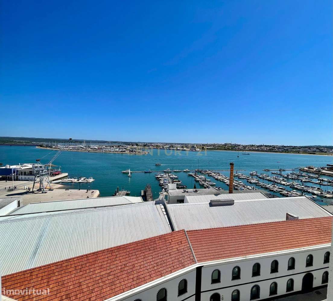 Apartamento T2 com Vista Rio Arade - Despensa - Marina de Portimão - P-10