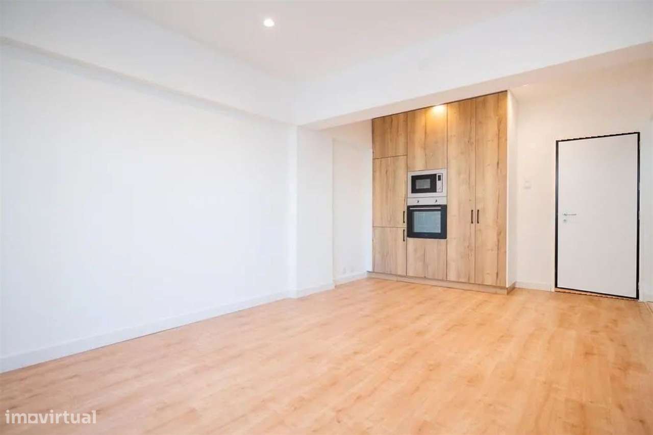 Apartamento T1 Venda em Massamá e Monte Abraão,Sintra-10