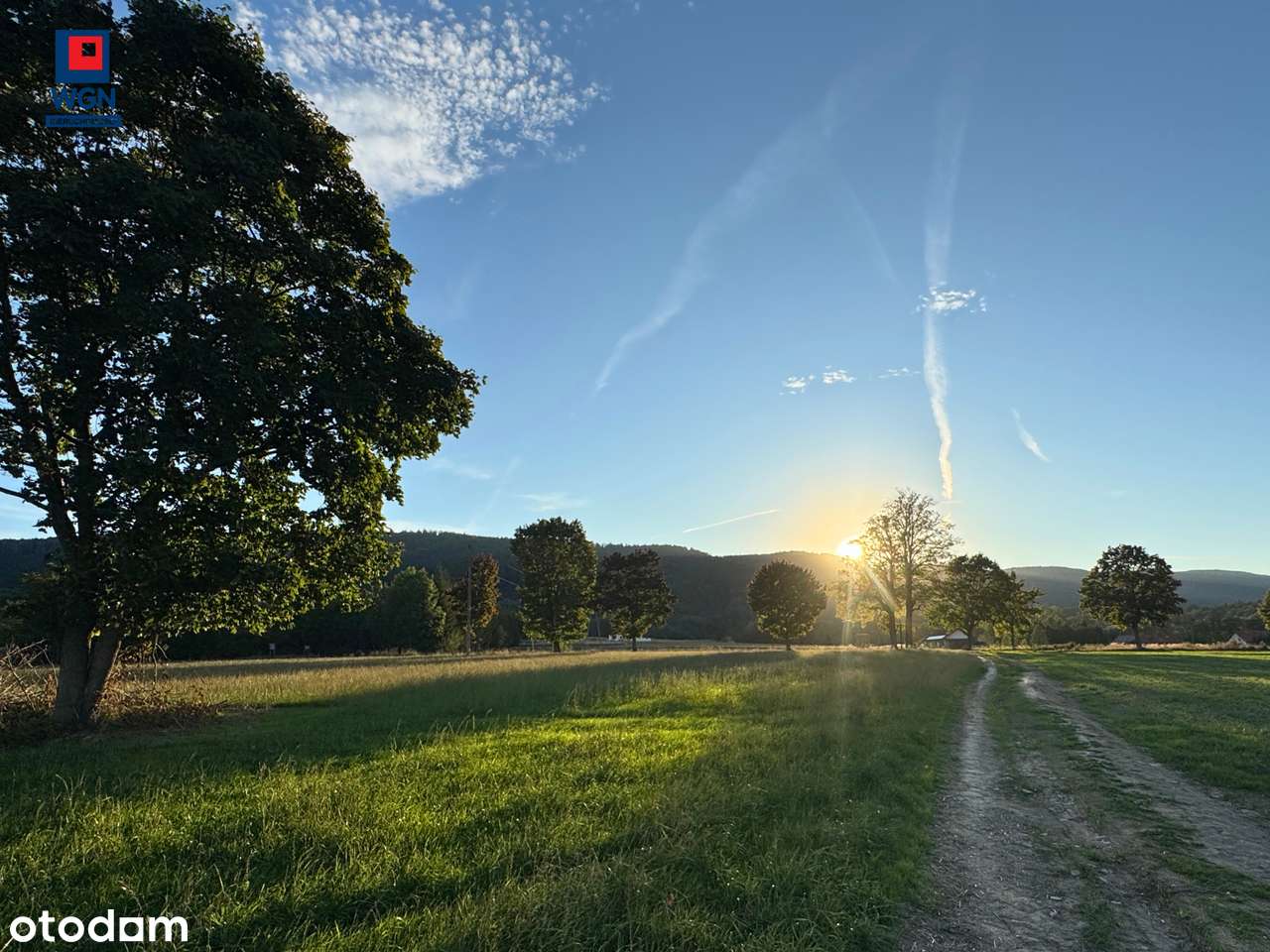 Działki budowlane w cichej okolicy - idealne do zamieszkania.-9