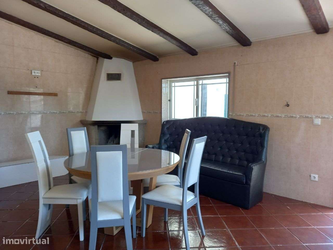 Moradia com 4 suítes, piscina e casa de hóspedes-22