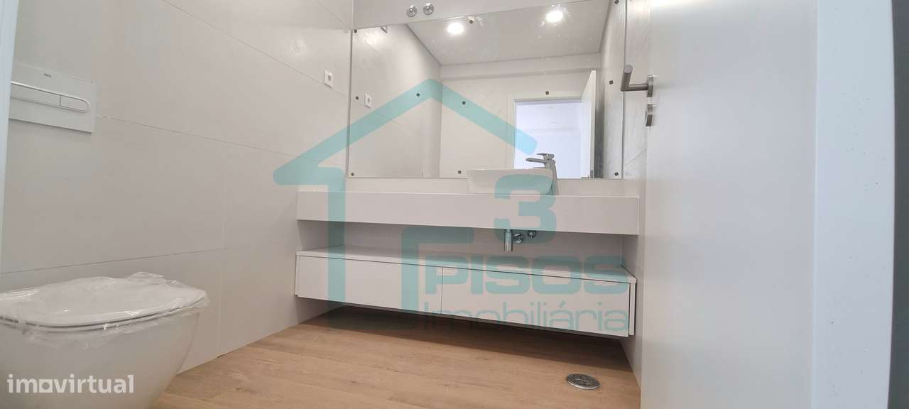 Moradia V4+1 com piscina - Costa da Caparica - Almada-18