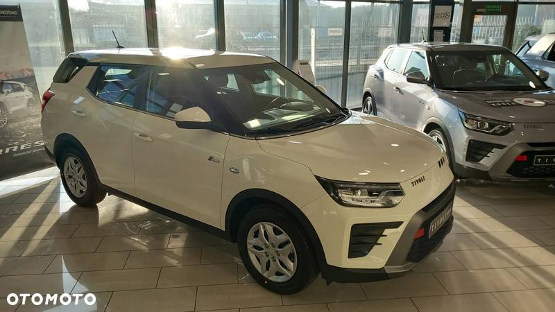 SsangYong Tivoli Grand - 2