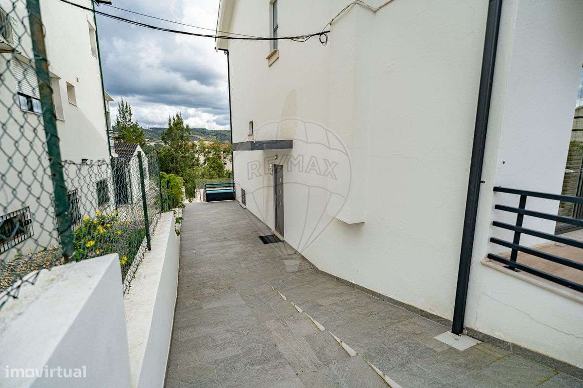 Moradia T5 para venda - Grande imagem: 4/50