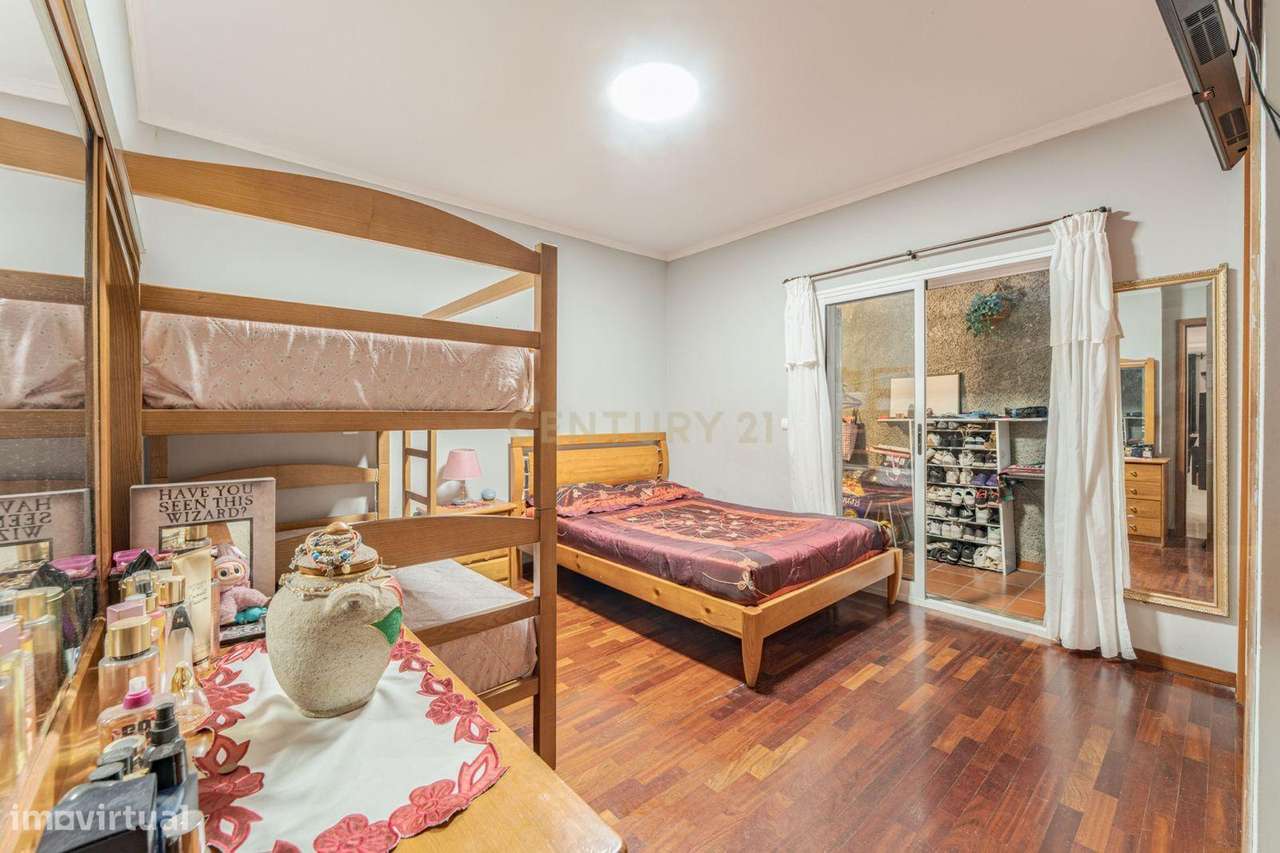 Apartamento T2 com vista mar-Atalaia, Caniço-21