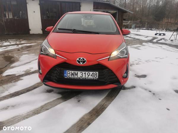 Toyota Yaris 1.0 Premium - 2