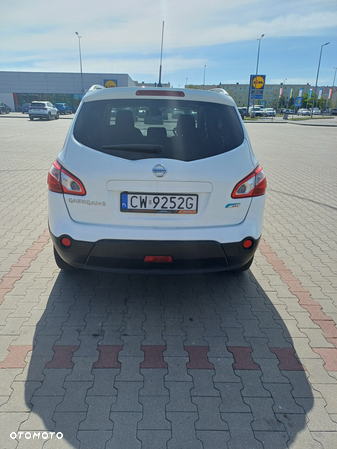 Nissan Qashqai+2 - 4