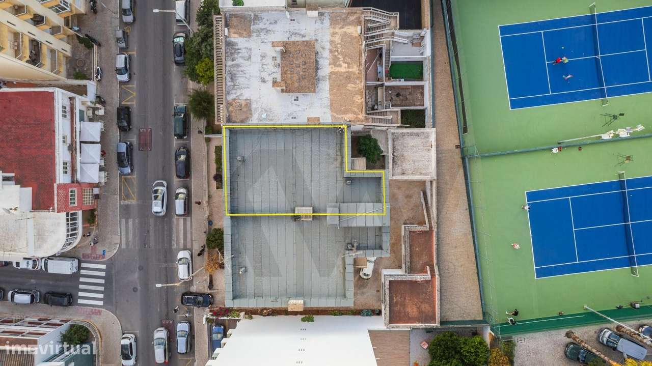 O Reencontro com a Nobreza Arquitetónica: T4 Único com 150 m2 no Coraç-4