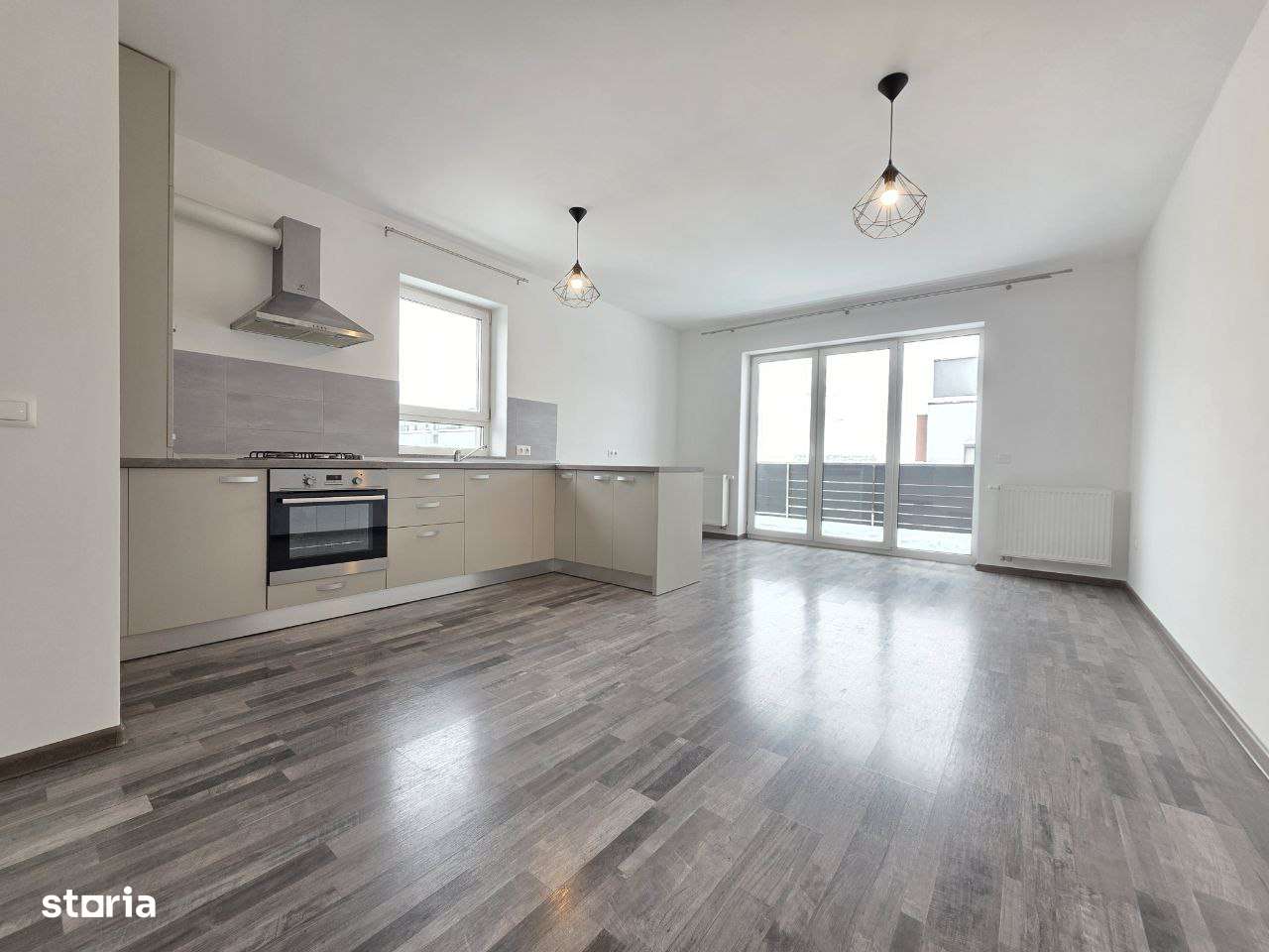 Apartament 2 camere + birou, parcare si boxa de vanzare Avantgarden 3-3