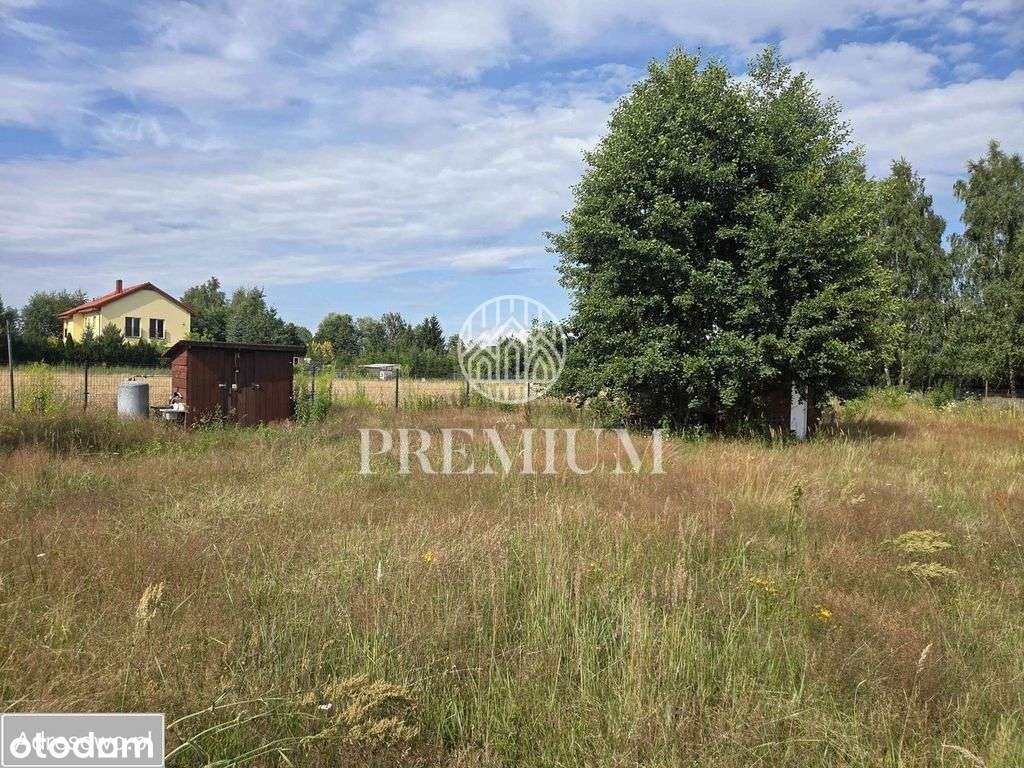 Piękna działka budowlana nad jeziorem-3