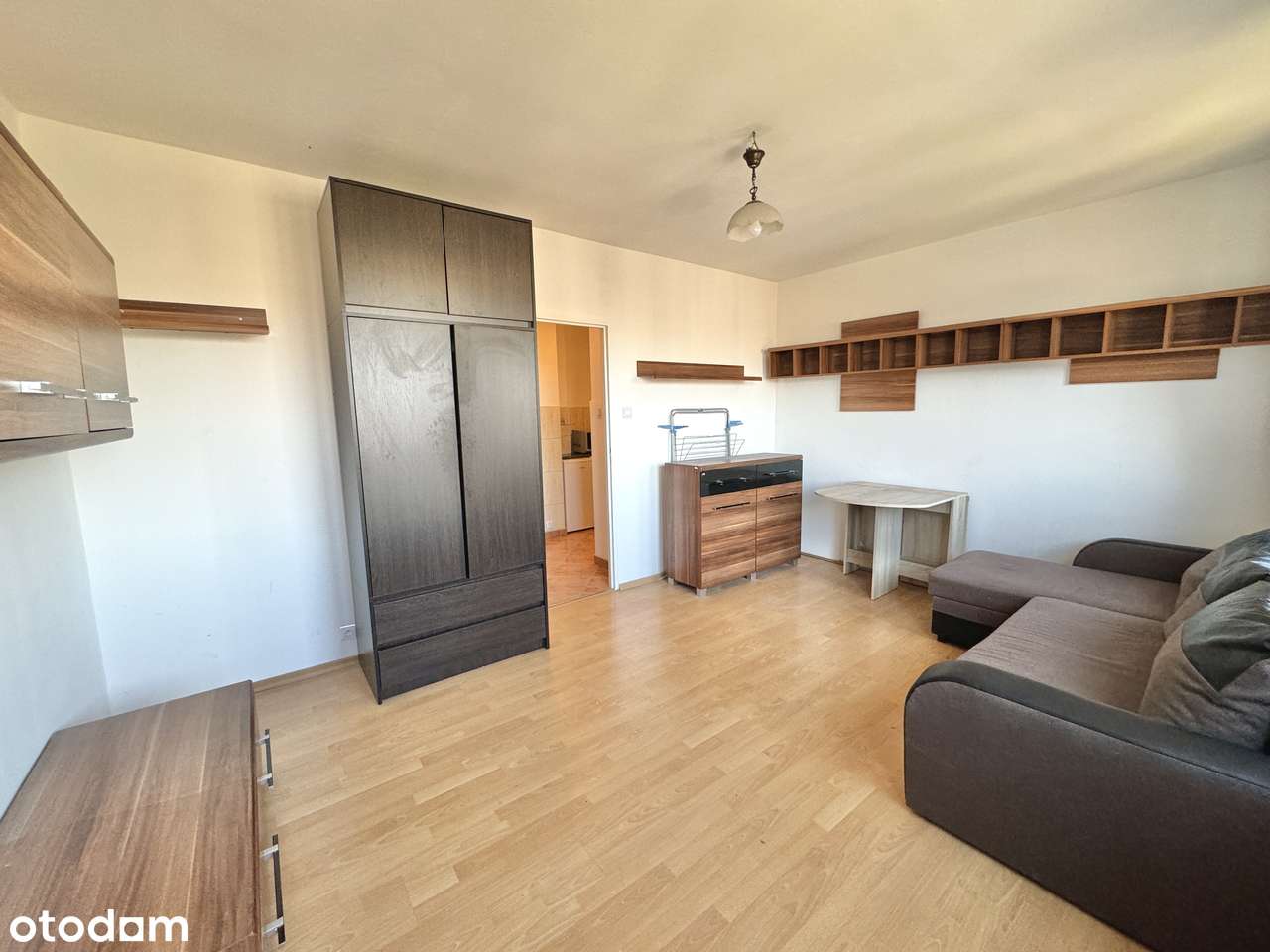 Ustawna kawalerka na wynajem 25m2, Sosnowiec ul. Obrońców Warszawy - Pełny obrazek: 2/8