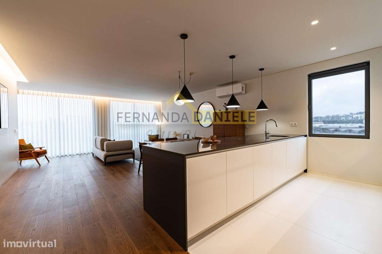 Apartamento T3 Com Varanda E Garagem Varandas Do Parque