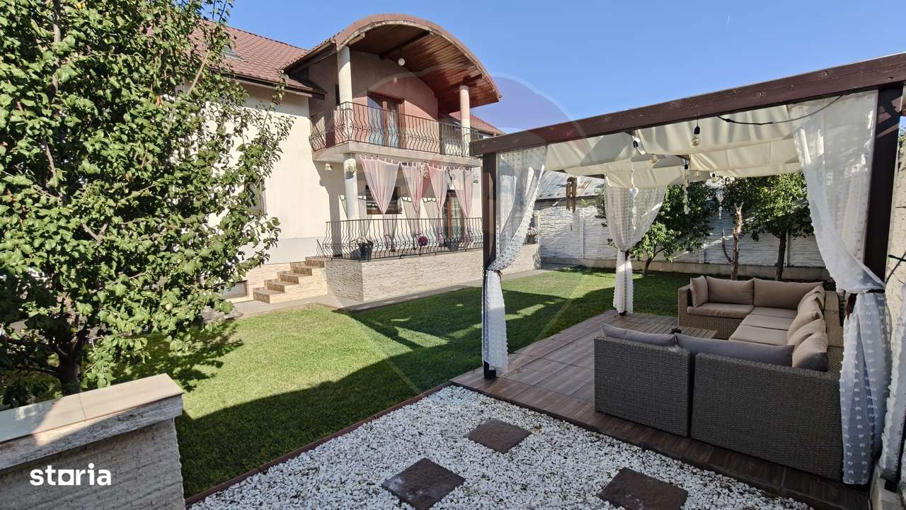 DE VANZARE  Vila 9 camere Colentina - Imagine principală: 1/20